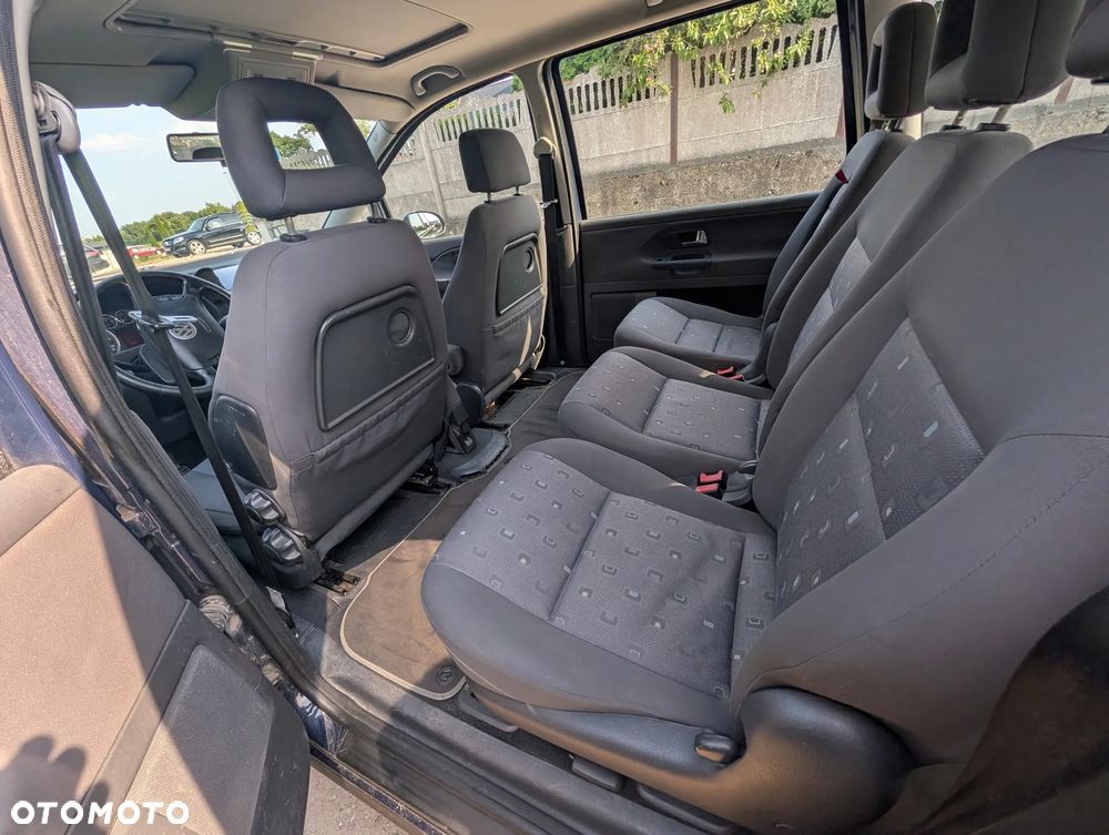 Volkswagen Sharan - 29