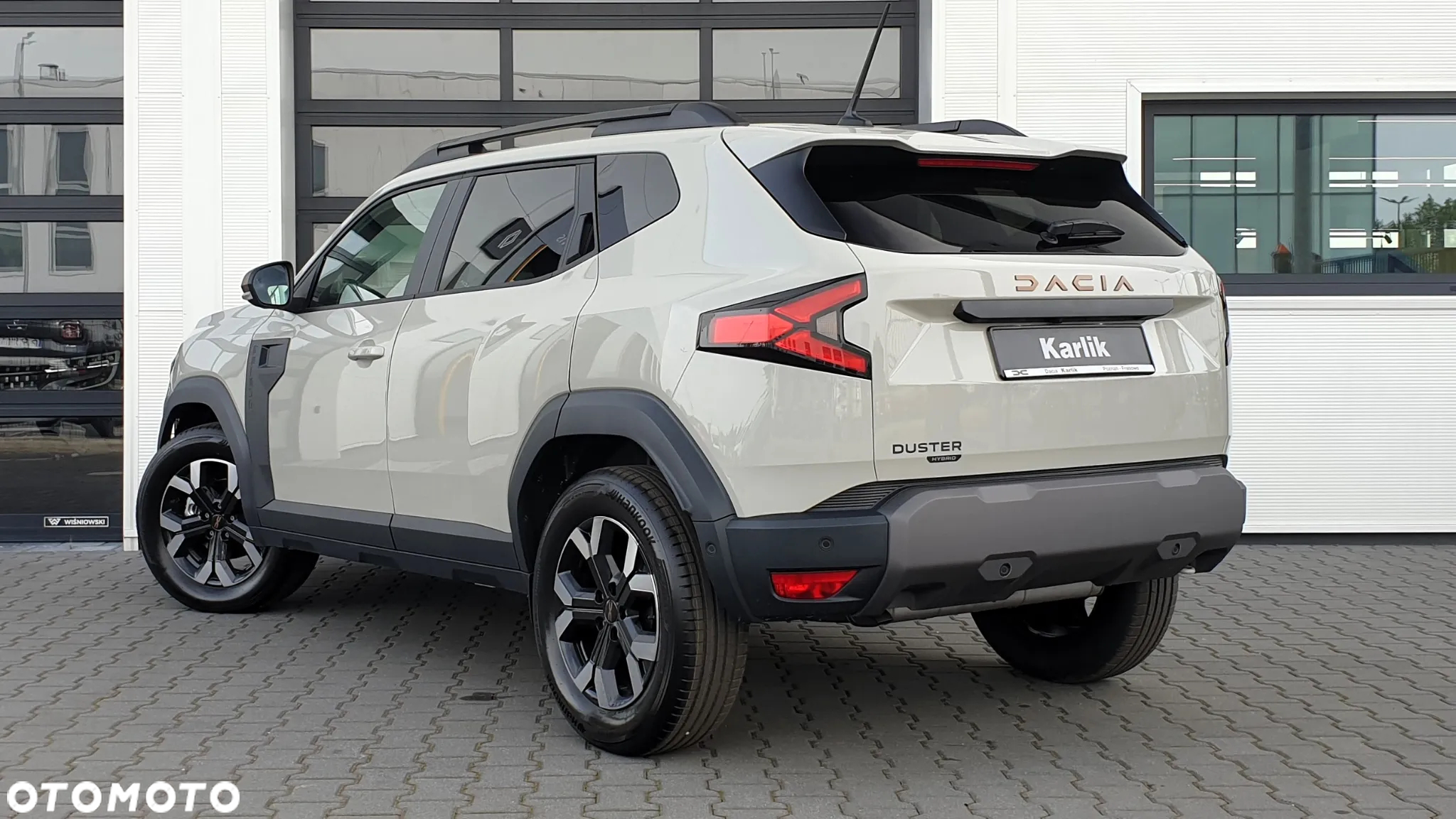 Dacia Duster 1.6 Full Hybrid 140 Extreme MMT - 5