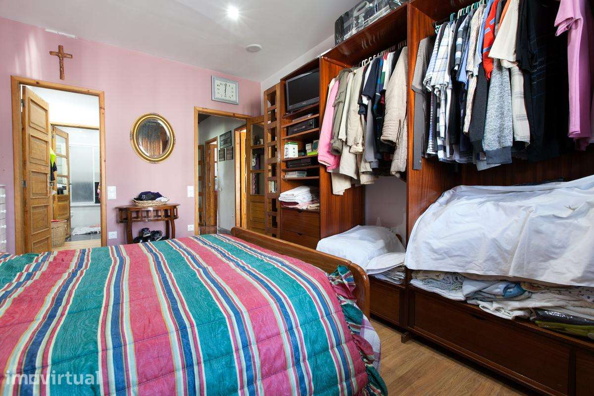 Quarto - localizado em Campanhã Porto - Grande imagem: 3/13