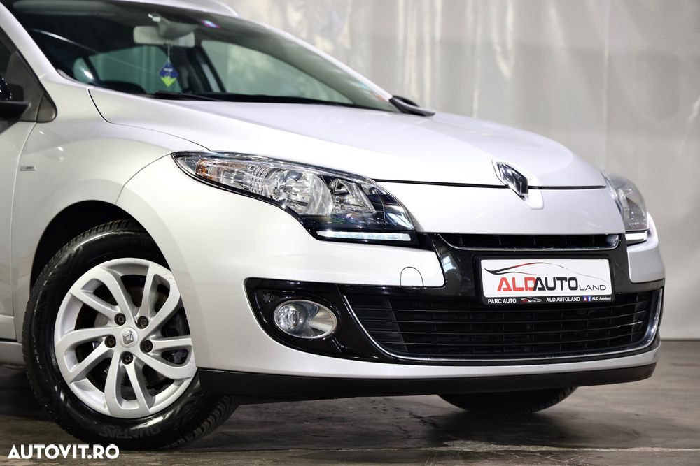 Renault Megane ENERGY dCi 110 Start & Stop Bose Edition - 32
