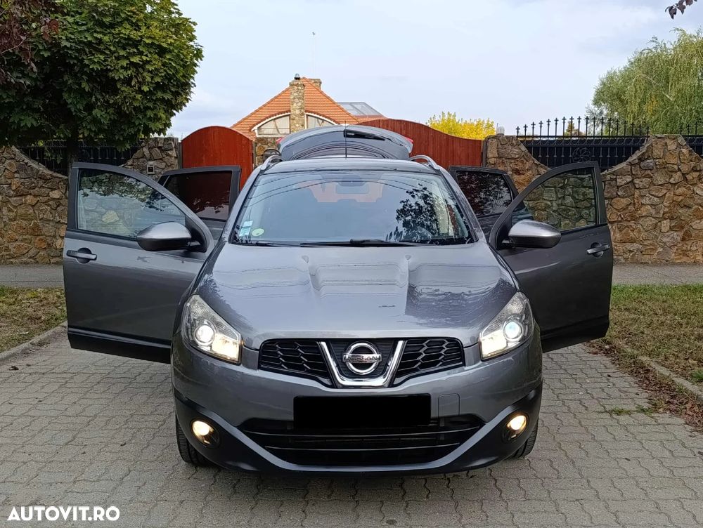 Nissan Qashqai - 2