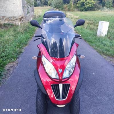 Piaggio MP-3 - 2