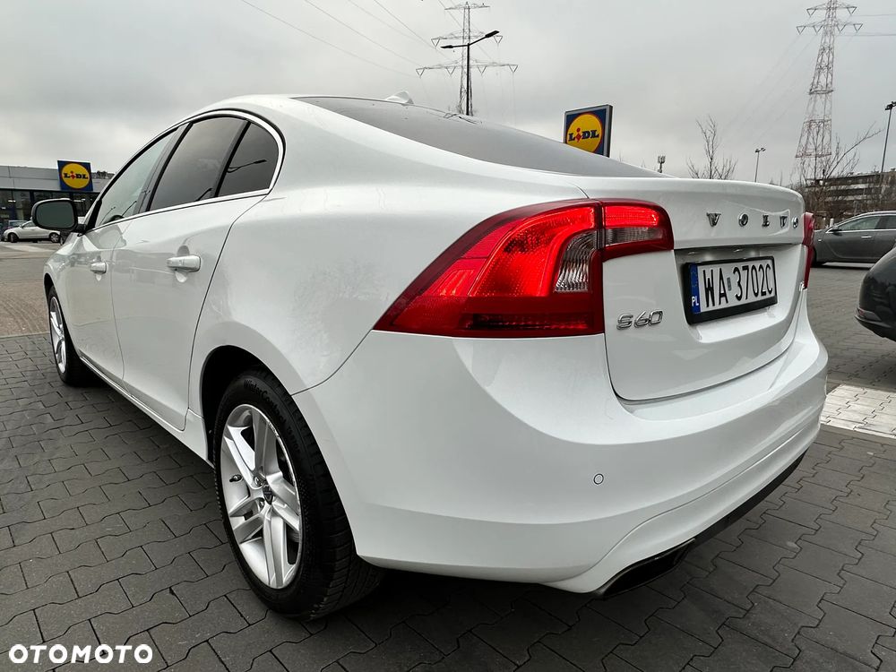 Volvo S60 T5 Drive-E Summum - 8