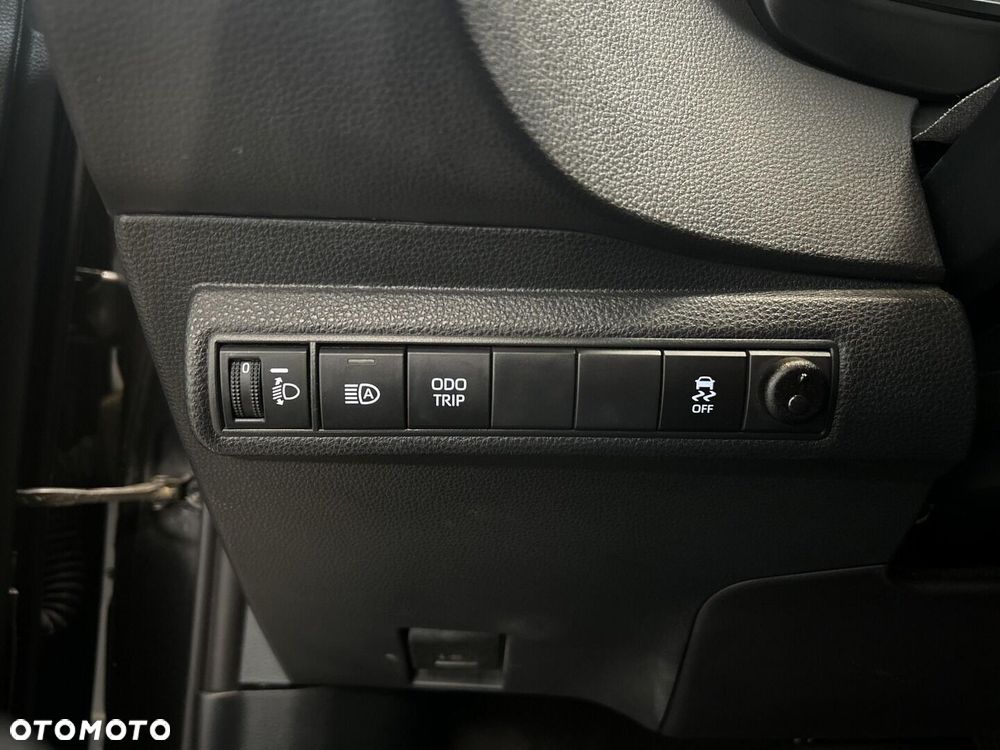 Toyota Corolla 1.8 Hybrid Style - 19