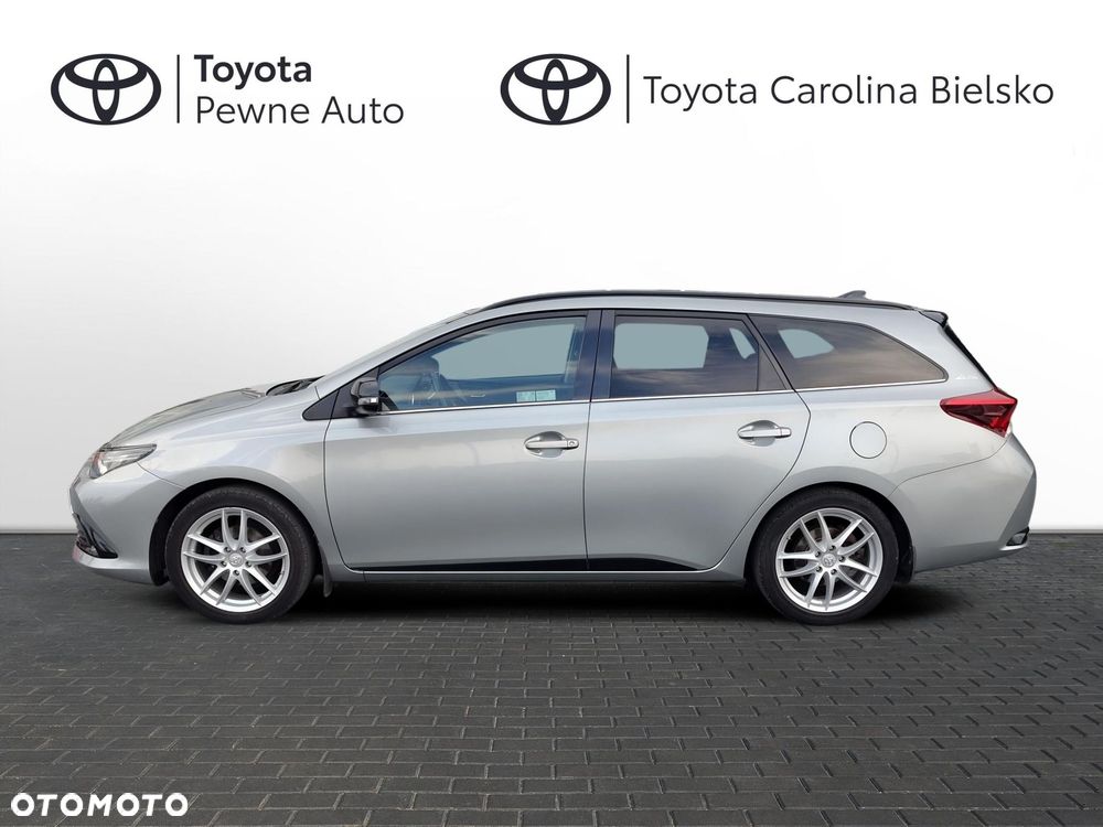 Toyota Auris 1.6 Selection - 3