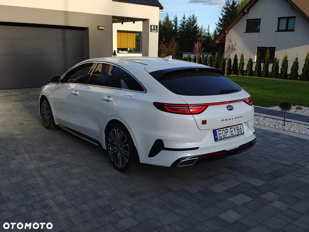 Kia ProCeed - 5