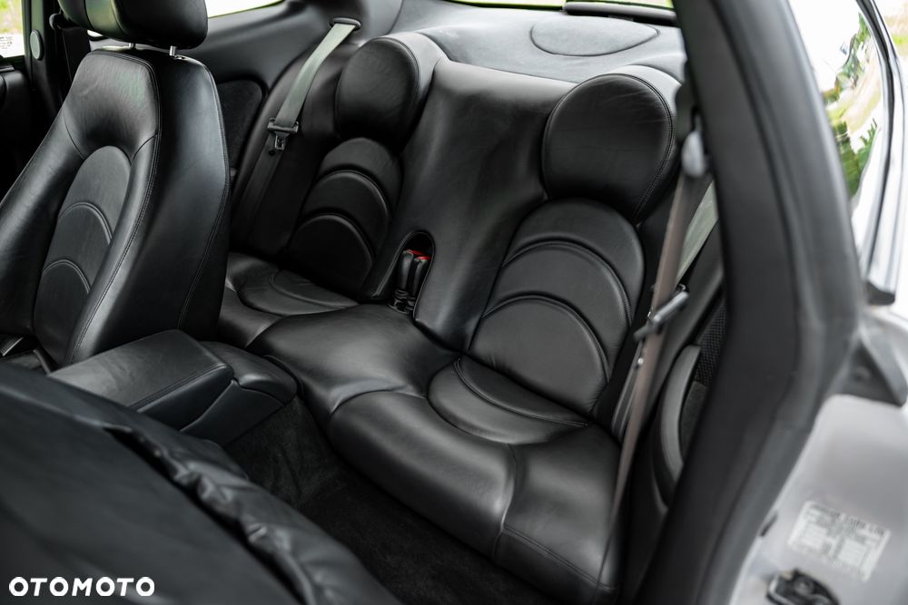 Jaguar XK8 2001