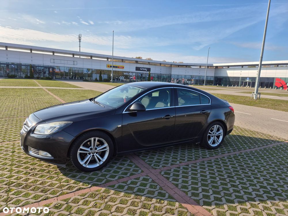 Opel Insignia 1.6 Turbo Edition - 1