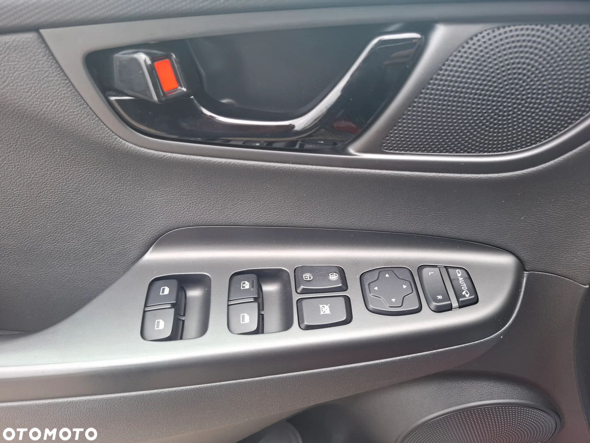Hyundai Kona - 31