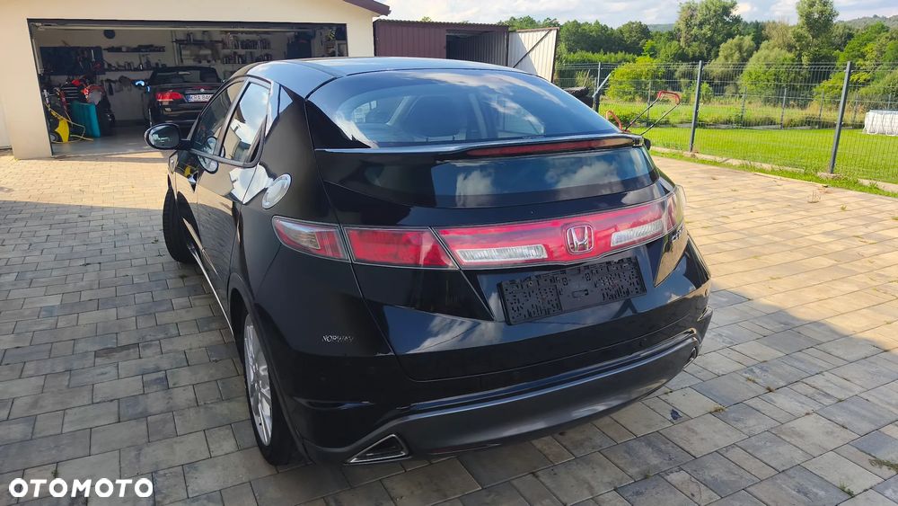 Honda Civic 1.8 Sport - 3