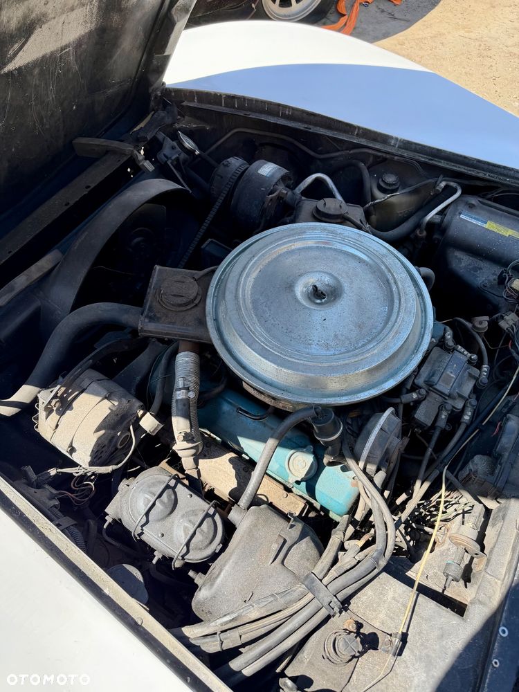 Chevrolet Corvette - 15