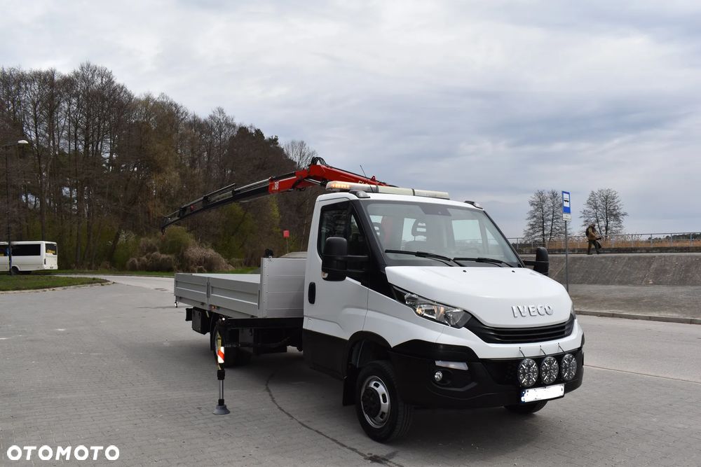 Iveco 35C16 HDS/ ŻURAW FASSI F40 STEROWANIE RADIOWE/NISKI PRZEBIEG - 2
