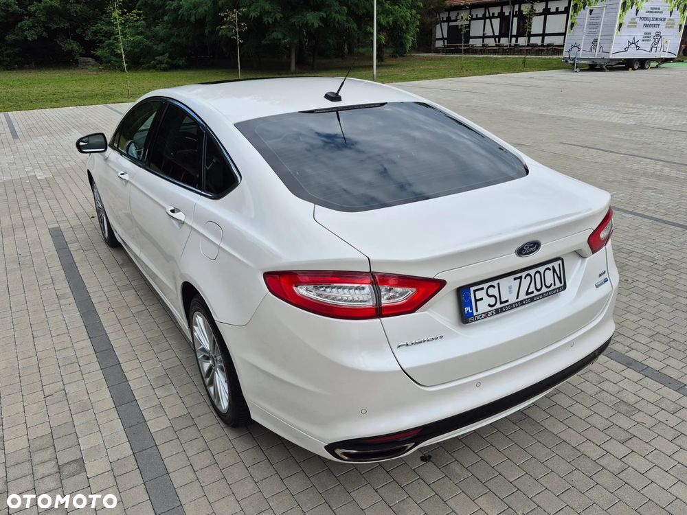 Ford Fusion - 8