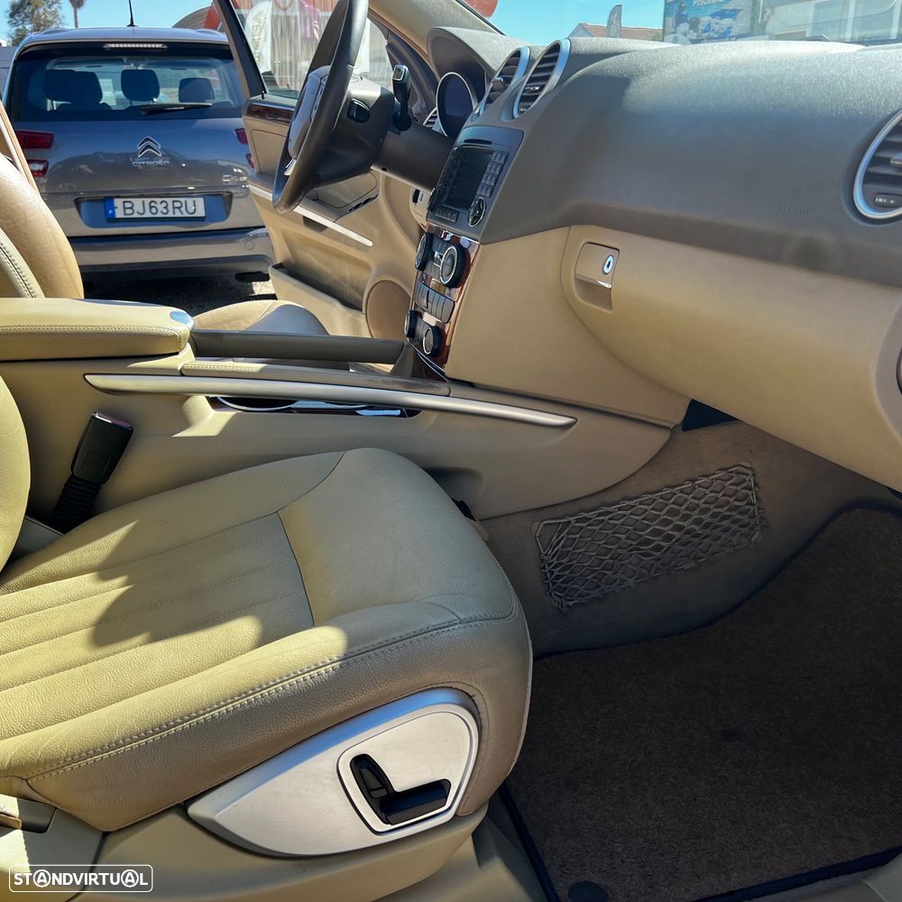 Mercedes-Benz ML 320 CDi - 15