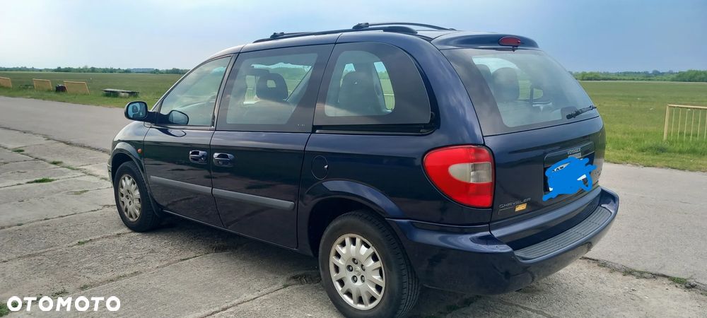 Chrysler Voyager 2.4 SE - 4