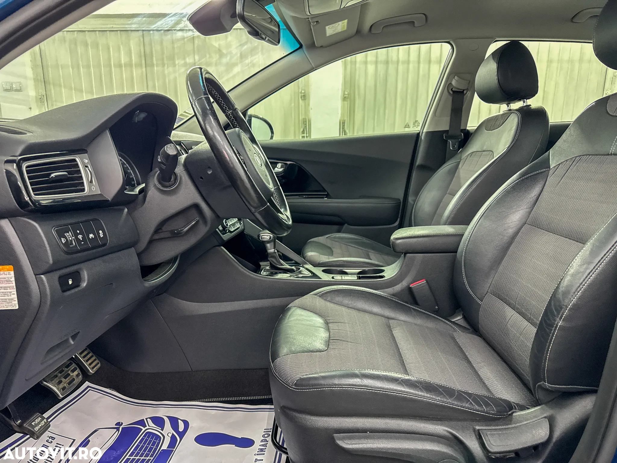 Kia Niro 1.6 GDI 6DCT HEV Premium - 16