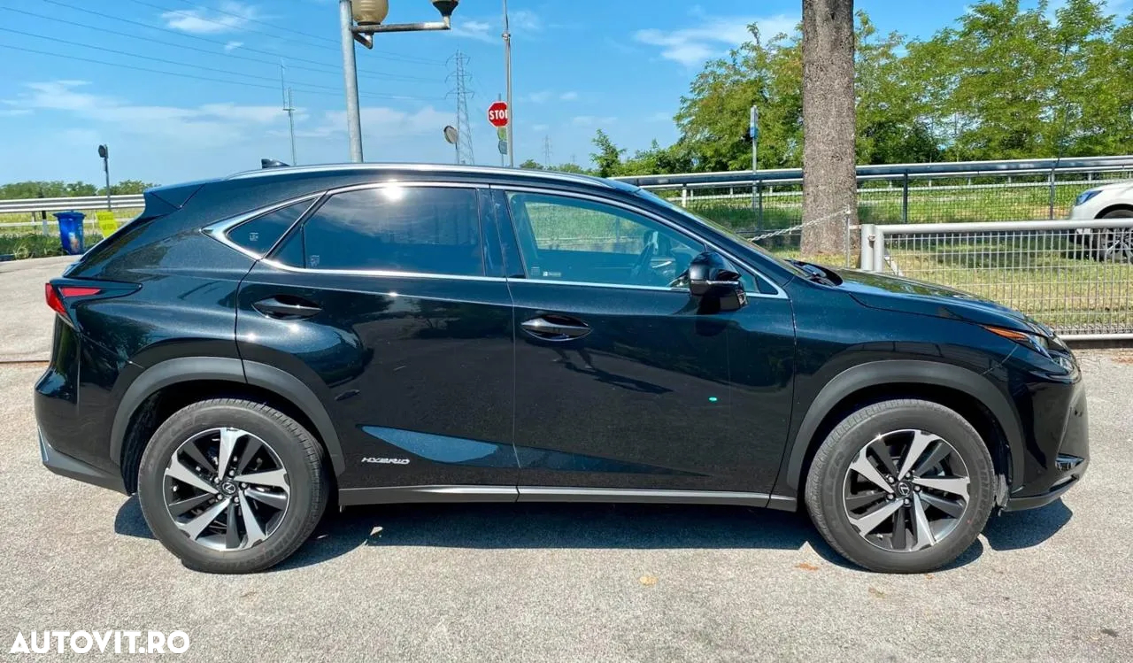 Lexus Seria NX 300h AWD Executive Plus - 4