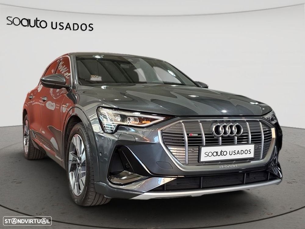 Audi e-tron 55 quattro S line - 11