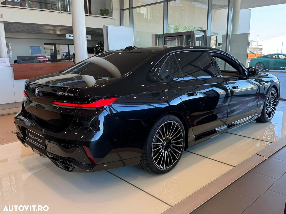 BMW M7 M760e xDrive AT PHEV - 2