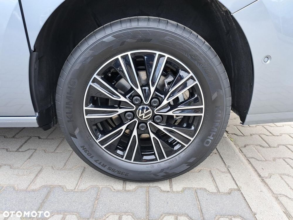 Volkswagen Multivan - 18