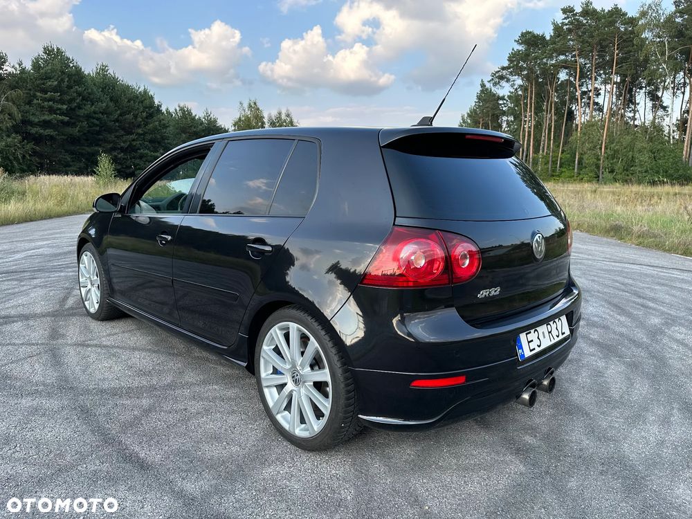 Volkswagen Golf R32 4Motion - 2