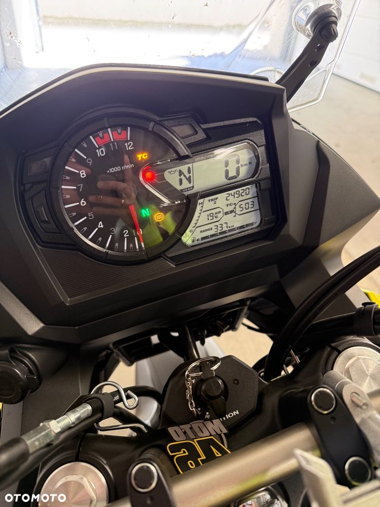 Suzuki V-STROM - 8