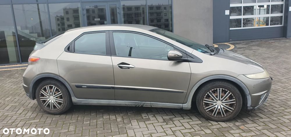 Honda Civic 1.8 Comfort - 3