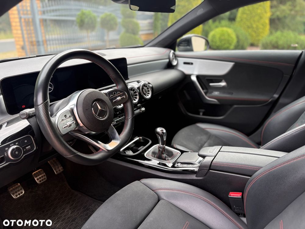 Mercedes-Benz CLA - 18