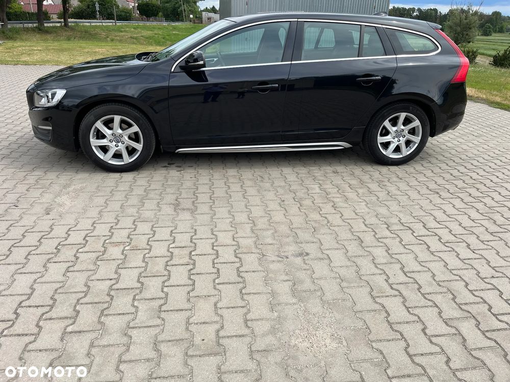 Volvo V60 D2 - 4