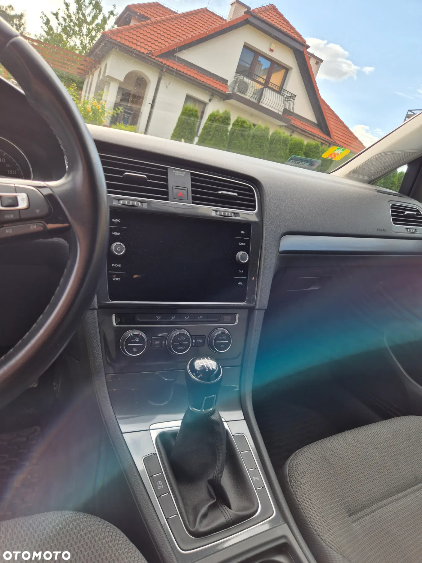 Volkswagen Golf VII 1.0 TSI Comfortline - 36