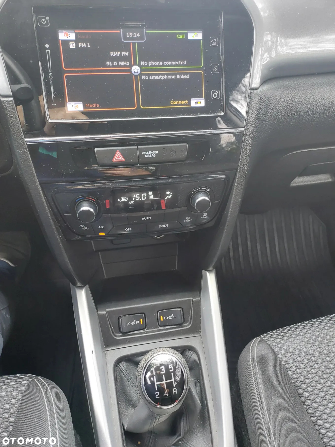 Suzuki Vitara 1.6 Comfort 2WD - 12