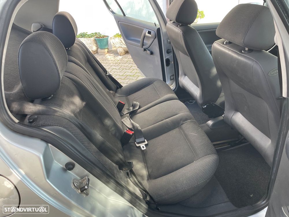 VW Polo 1.0 Conceptline - 20