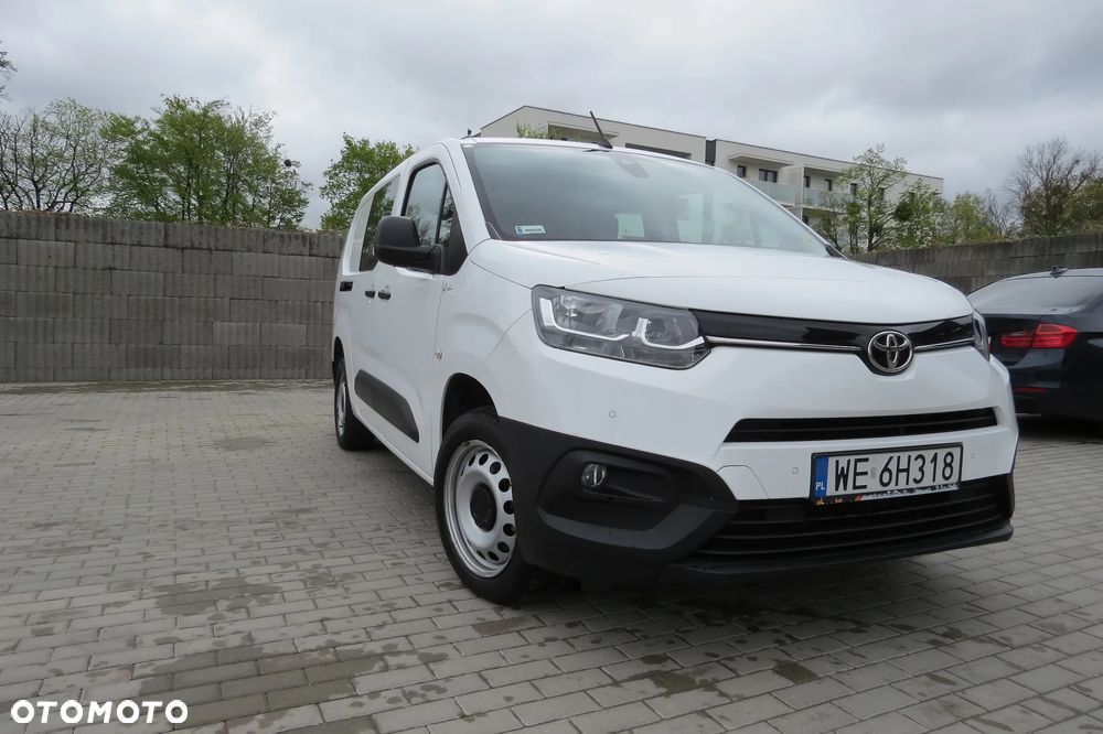 Toyota Proace City 1.2 D-4t 130km A/t Long Brygadówka - 10