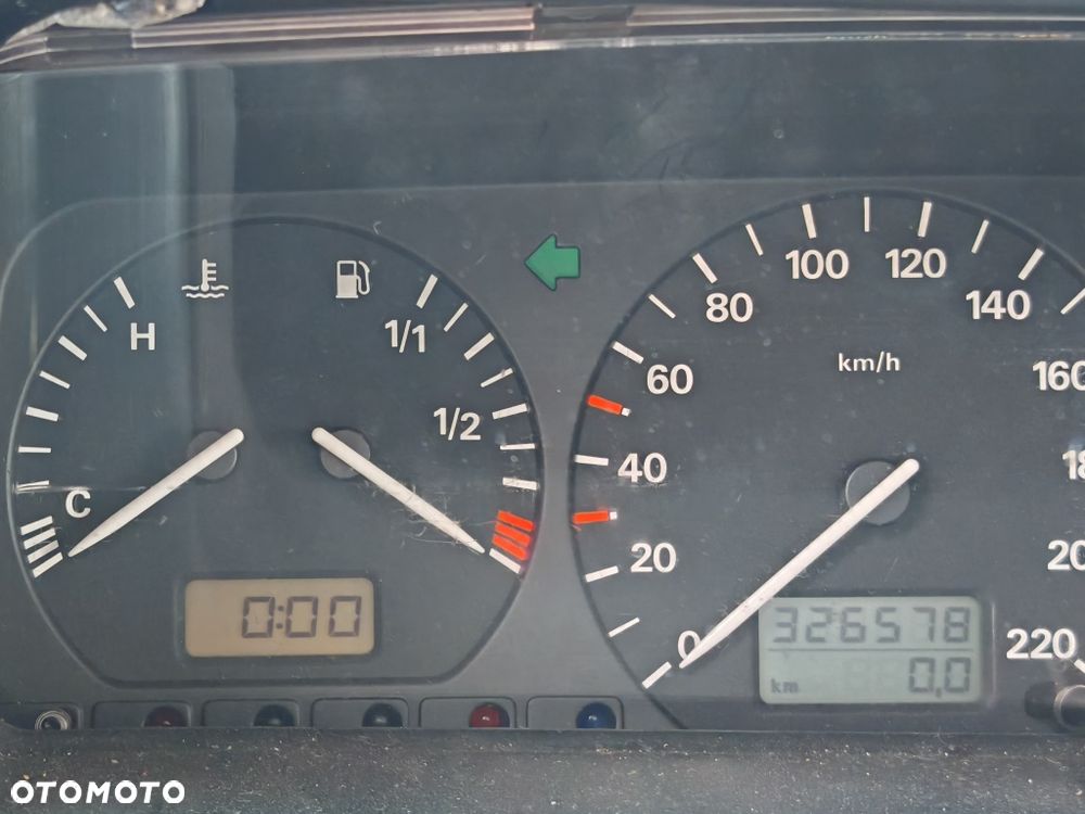 Volkswagen Transporter - 7