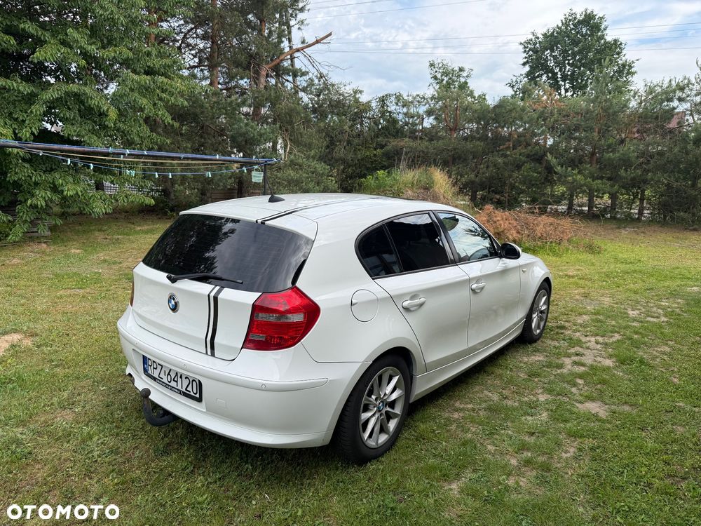 BMW Seria 1 118i - 5
