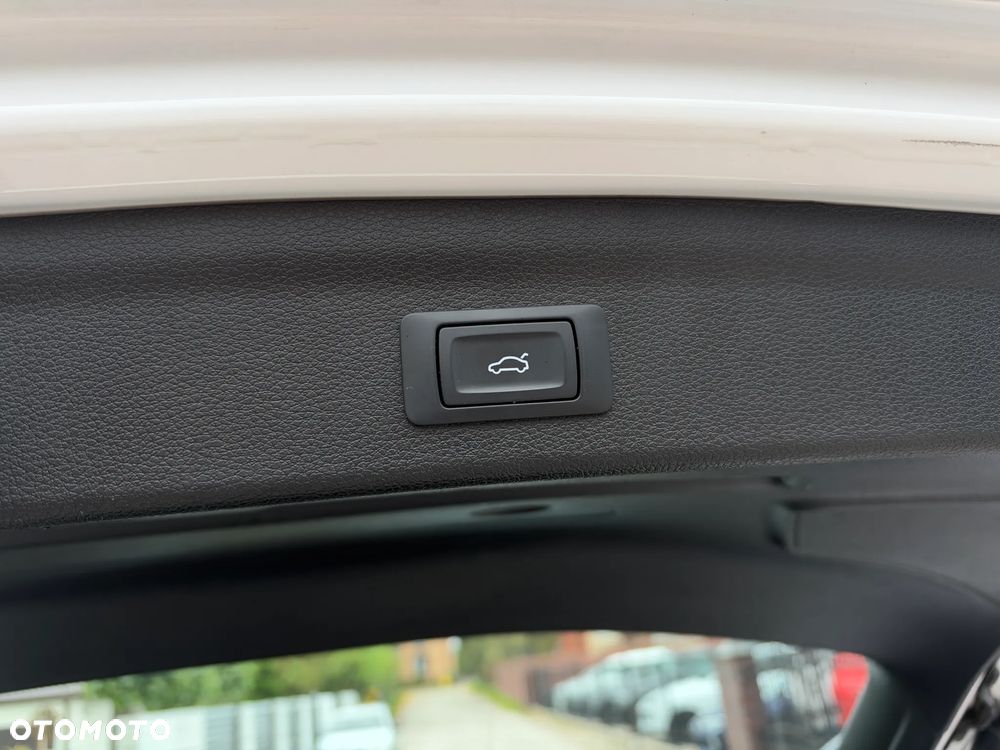 Audi Q3 35 TFSI mHEV S tronic - 36