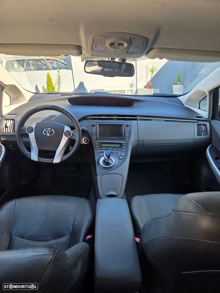 Toyota Prius - 24