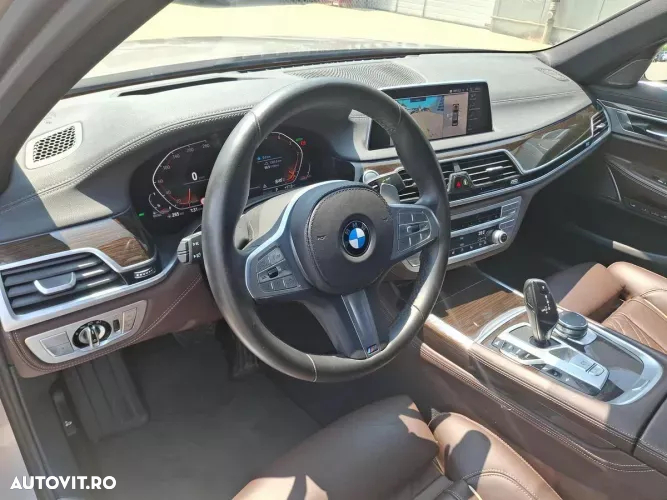 BMW Seria 7 730d xDrive - 9