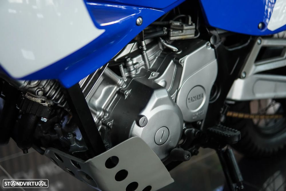 Yamaha XT750Z Super Tenere - 22