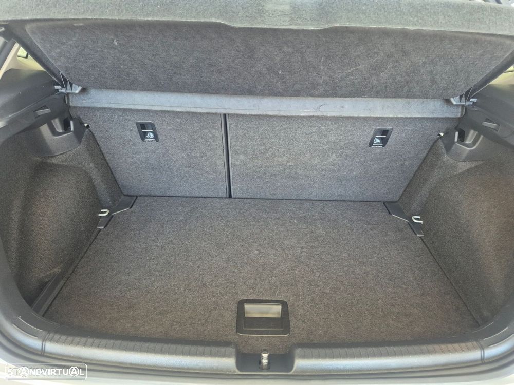 VW Polo 1.0 TSI Urban DSG - 28