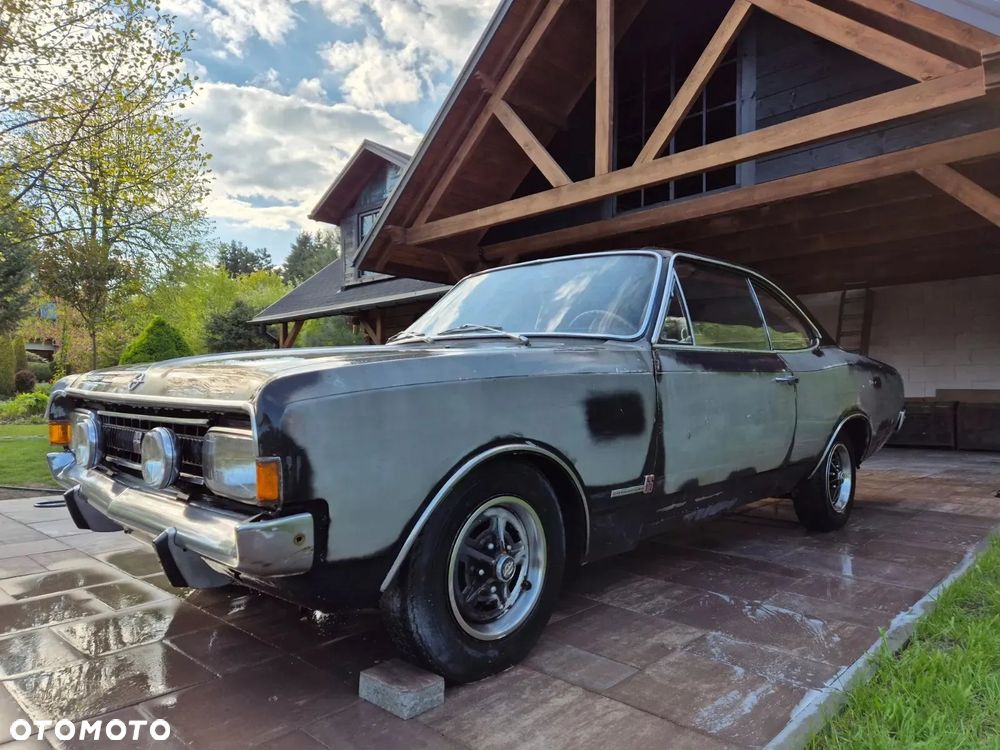Opel Commodore - 2