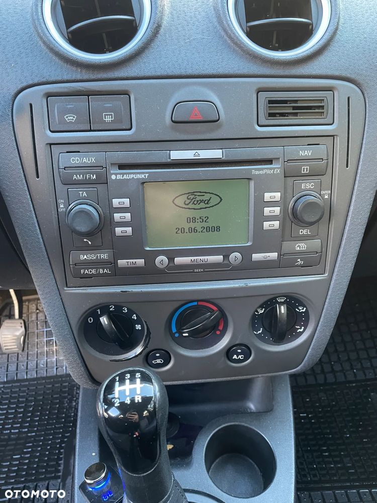 Ford Fusion - 14
