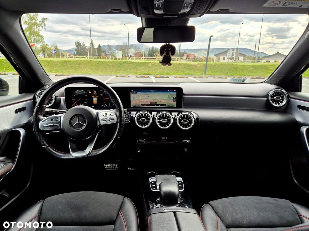 Mercedes-Benz Klasa A 180 d AMG Line 7G-DCT - 11