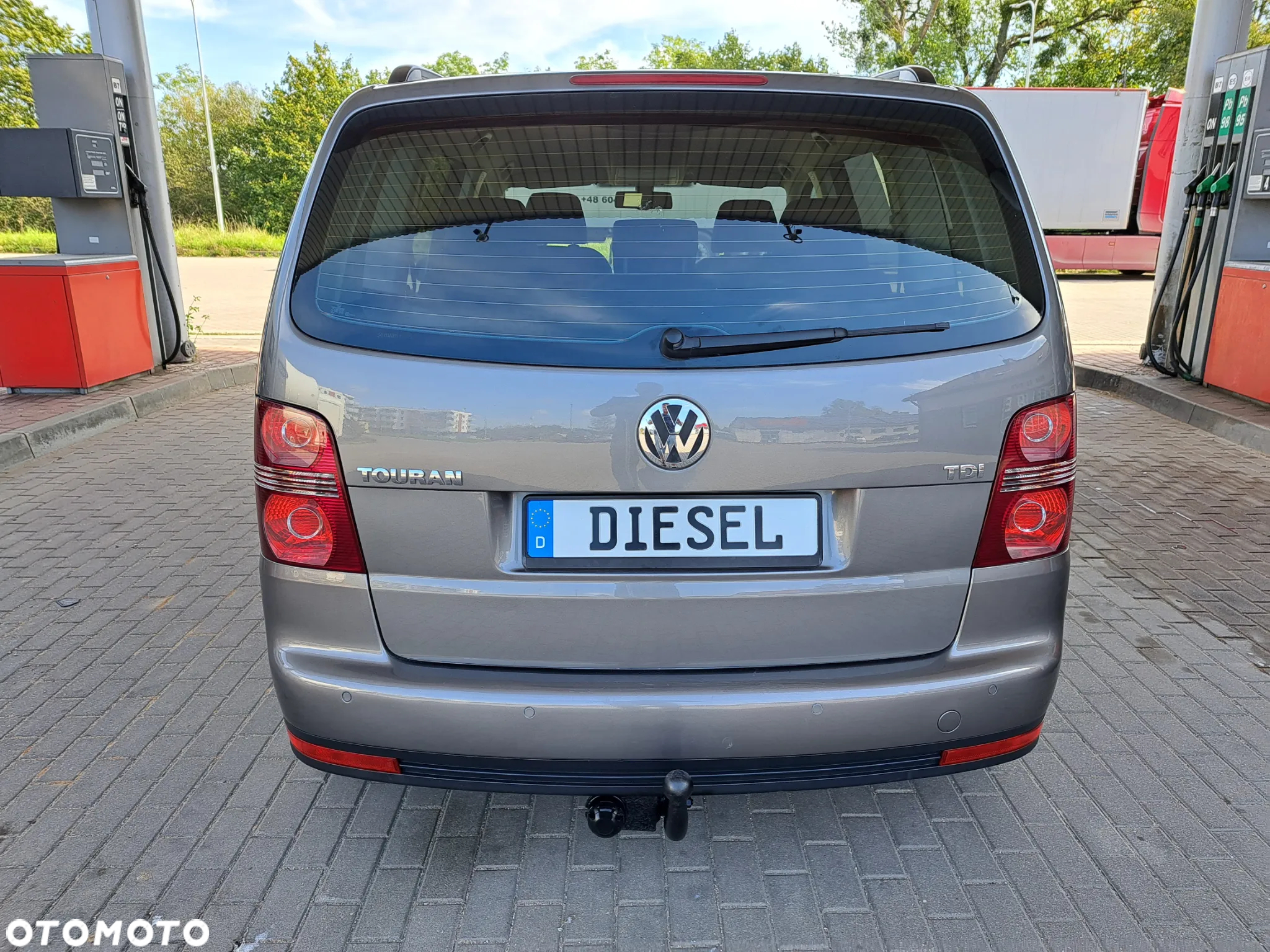 Volkswagen Touran - 8