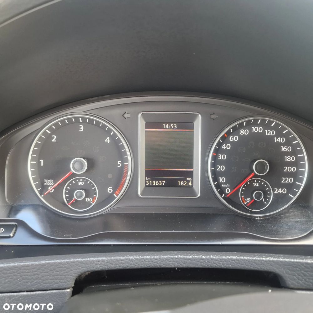 Volkswagen Multivan - 3