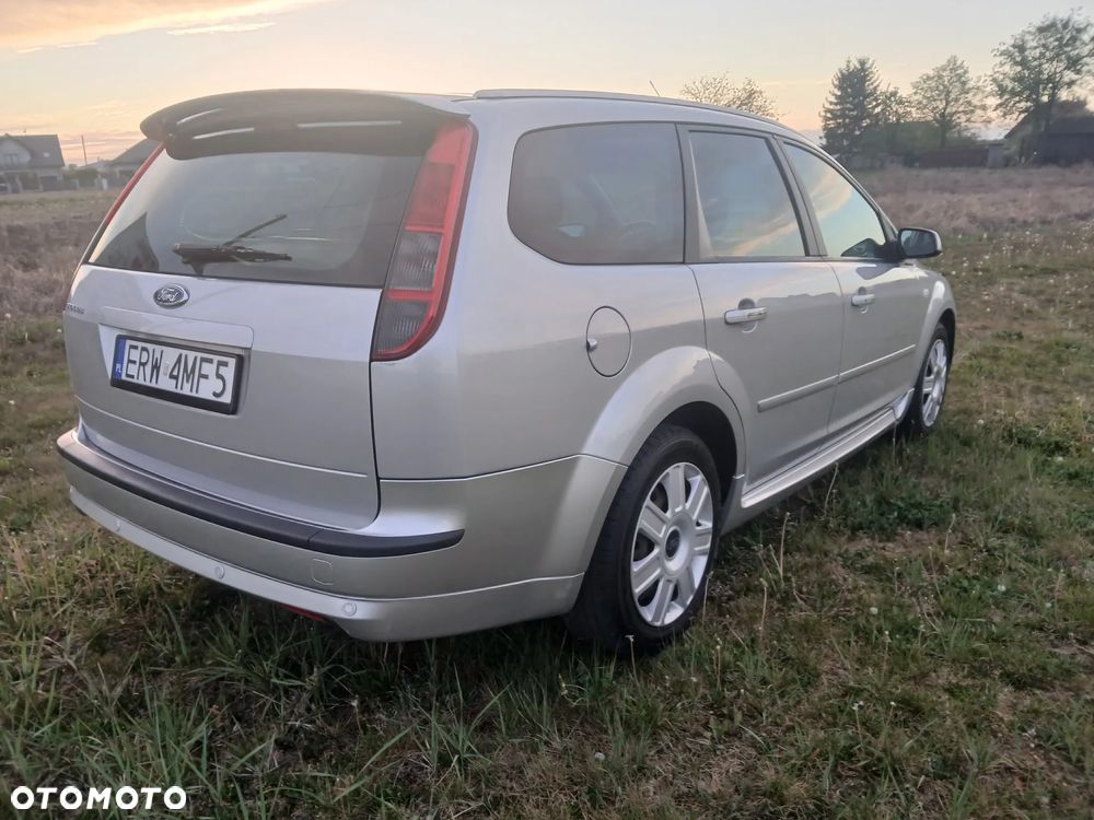 Ford Focus - 14