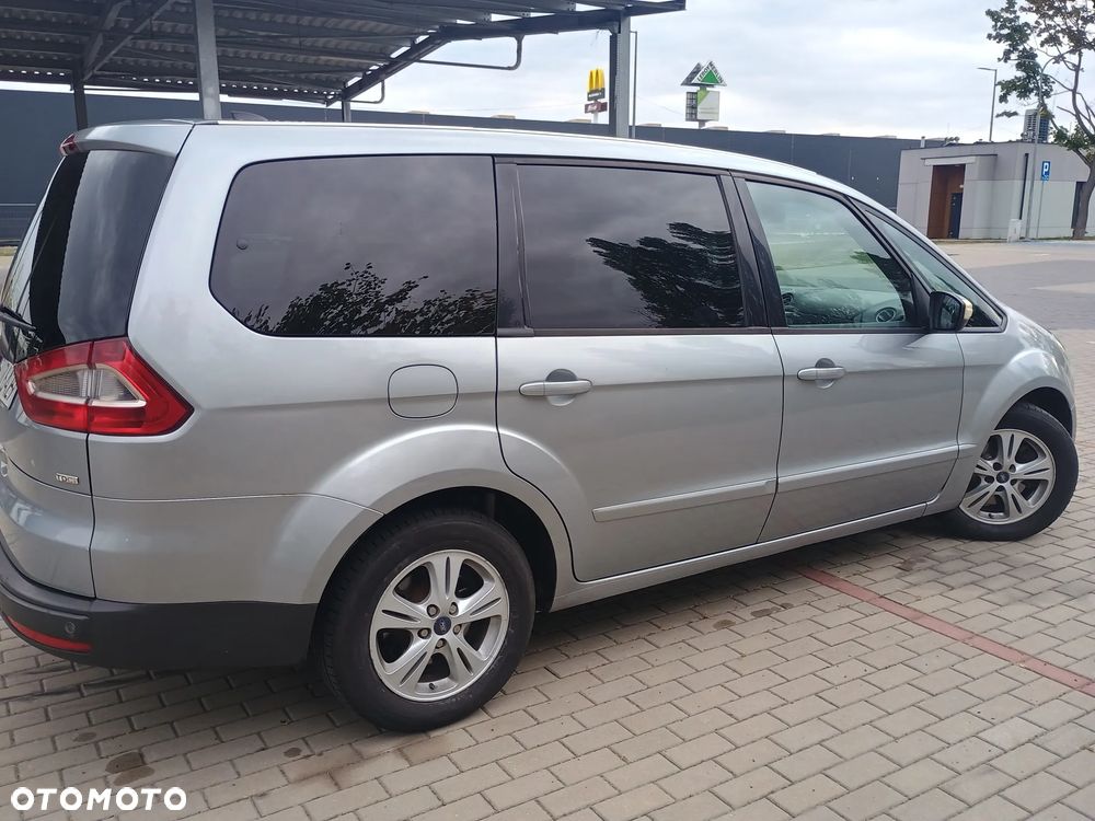 Ford Galaxy 1.8 TDCi Ambiente - 17