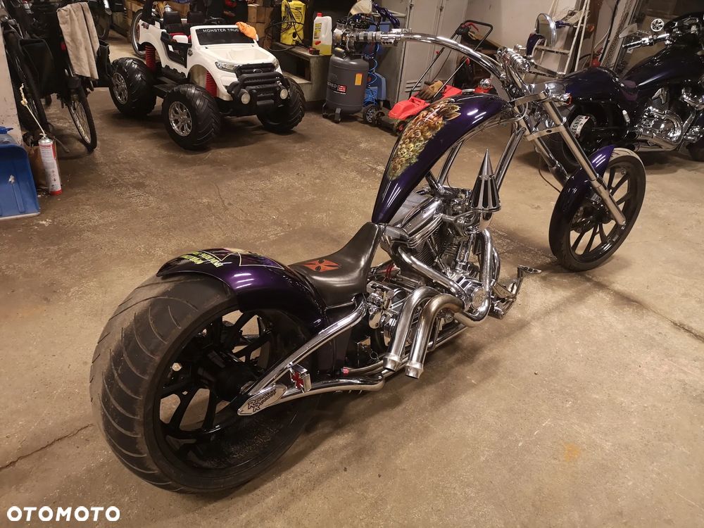 Suzuki Boulevard - 11