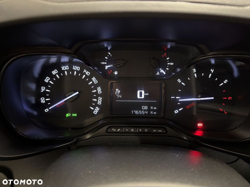Toyota PROACECITY - 12