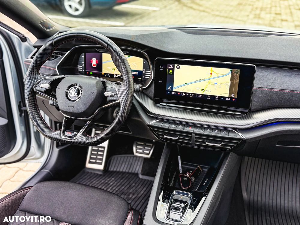 Skoda Octavia 2.0 245 TSI DSG RS - 31